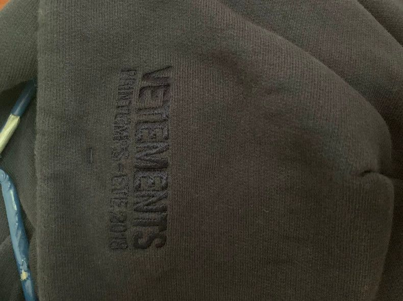 Vetements Vetements Navy Blue Ribbon Sweatshirt XS Size US XS / EU 42 / 0 - 4 Thumbnail
