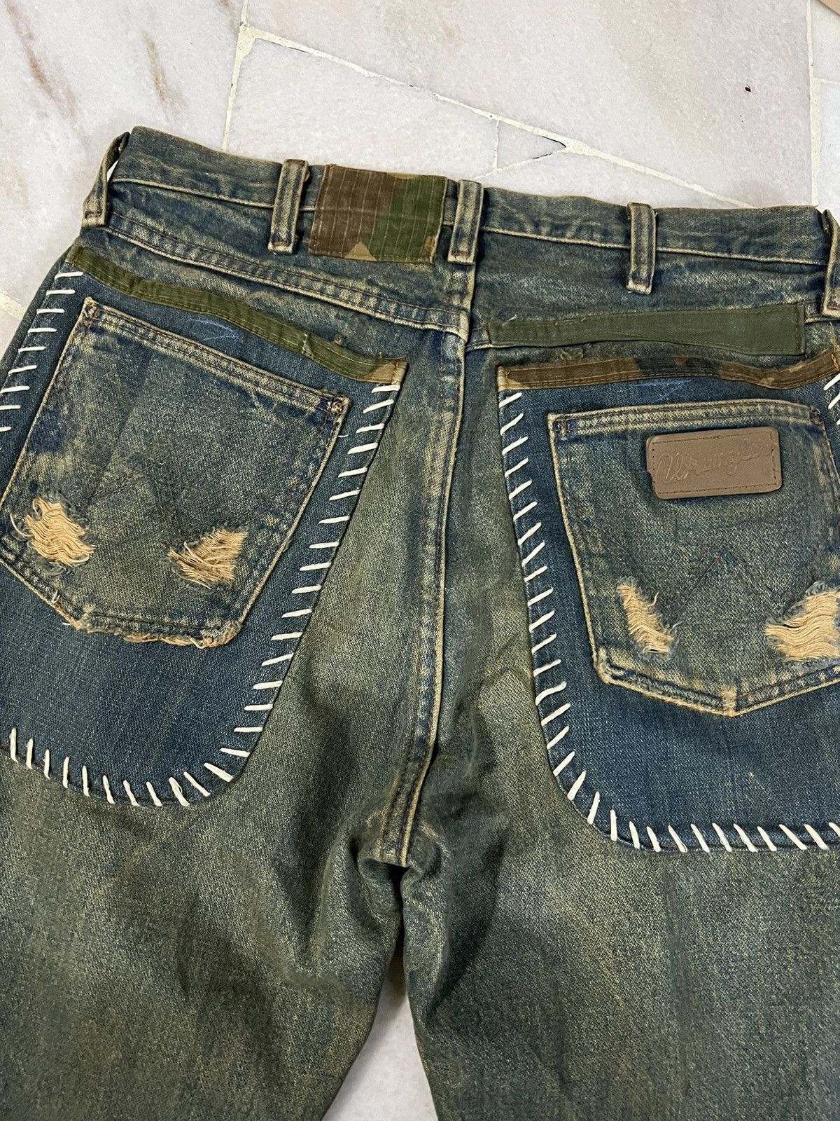 Wrangler Wrangler Distressed Rusty Jeans W30 Size US 30 / EU 46 - 11 Thumbnail