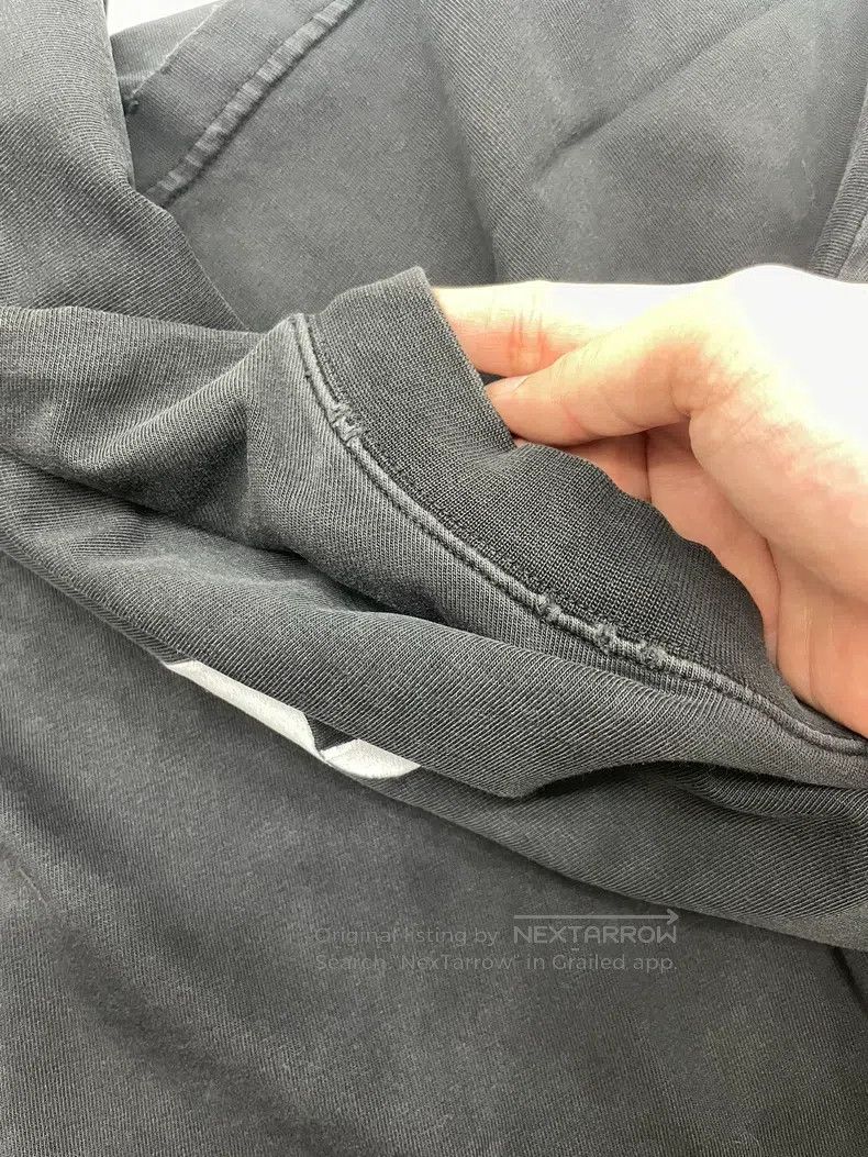 Balenciaga Balenciaga T-shirt Size US S / EU 44-46 / 1 - 3 Thumbnail