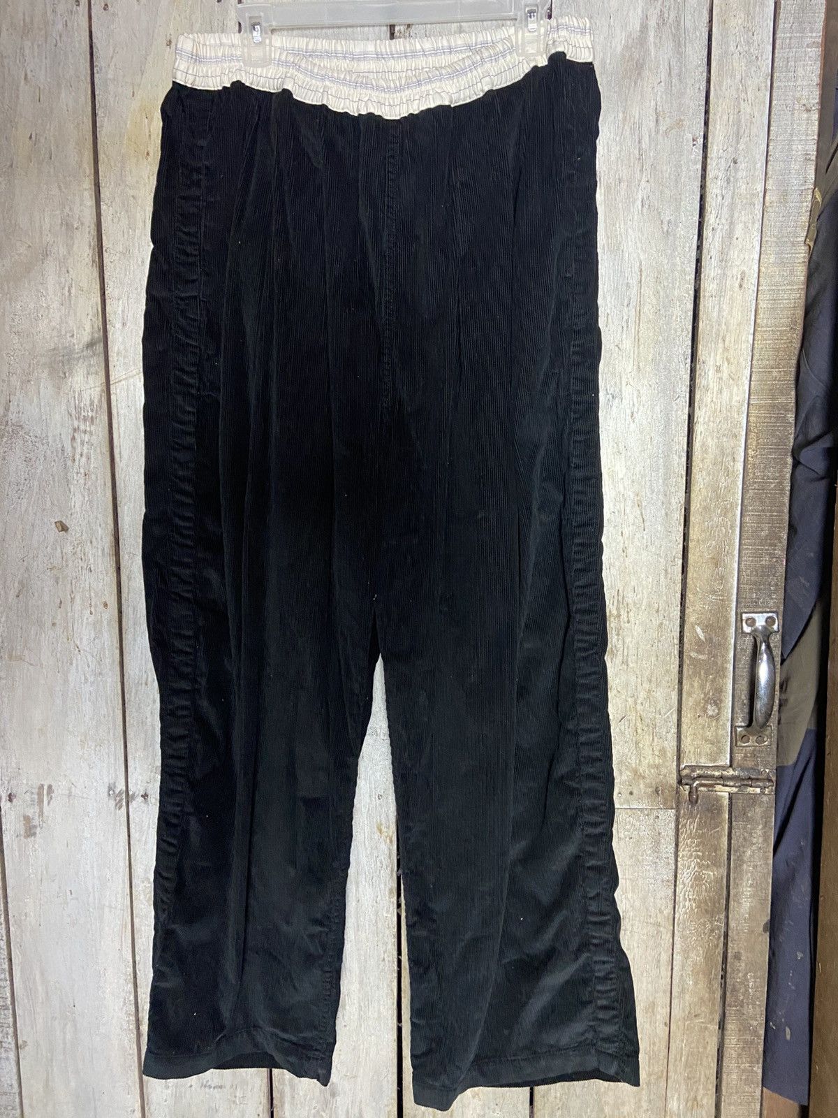 Maison Margiela Rare 🔥 Maison Margiela Corduroy Baggy pant Size US 34 / EU 50 - 1 Thumbnail