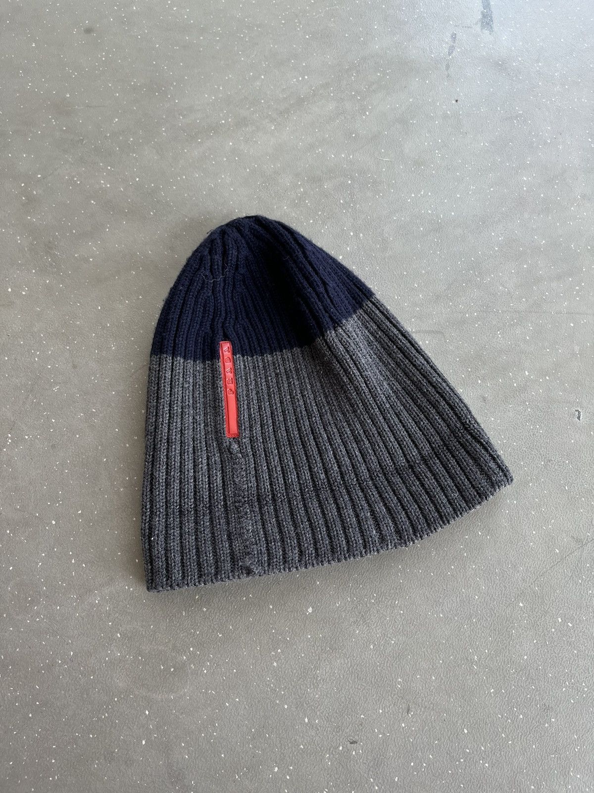 Prada Prada Beanie Red Tab logo Size ONE SIZE - 7 Thumbnail