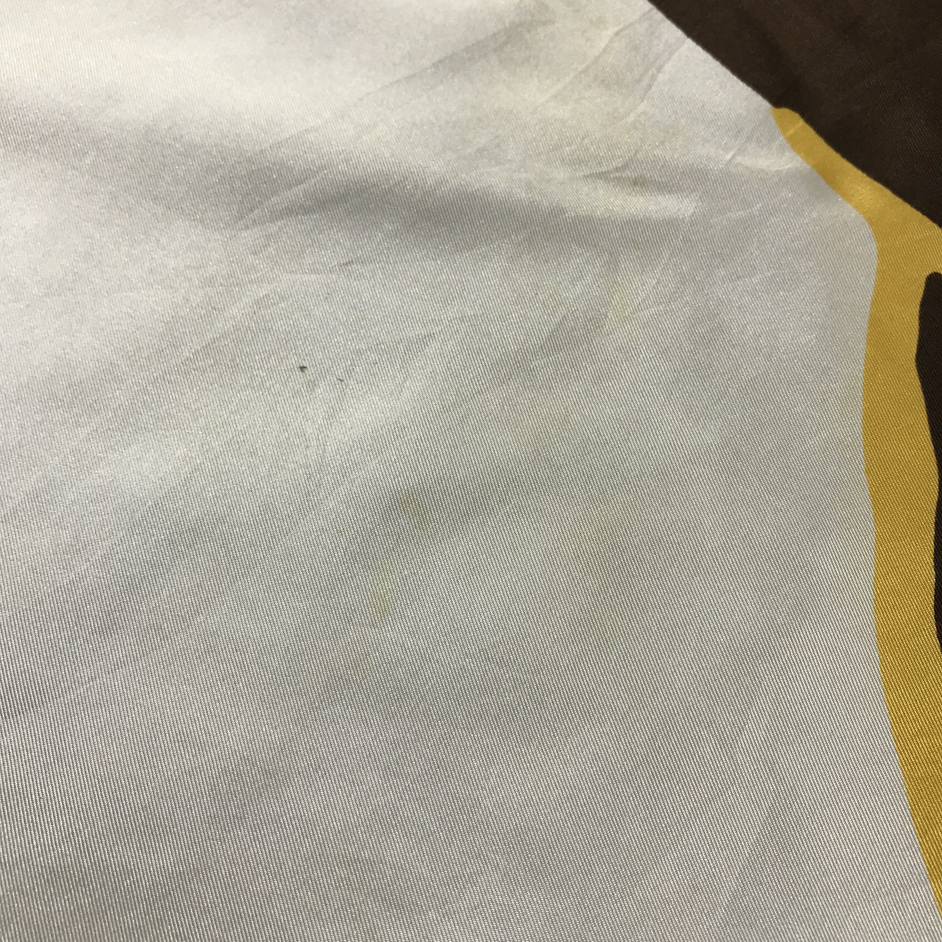 Vintage Vintage Huge Flower Silk Scarf M129 Size ONE SIZE - 3 Thumbnail