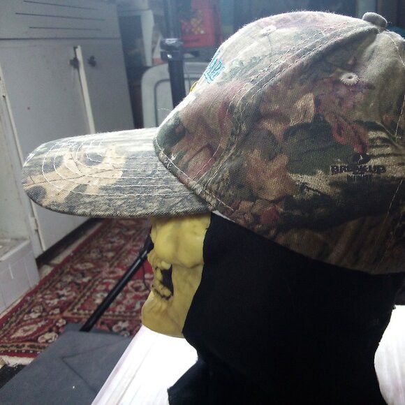 Chevrolet × Mossy Oaks NWT Mossy Oak Ken Ware Chevrolet Camouflage Snap Hat Cap Size ONE SIZE - 2 Thumbnail