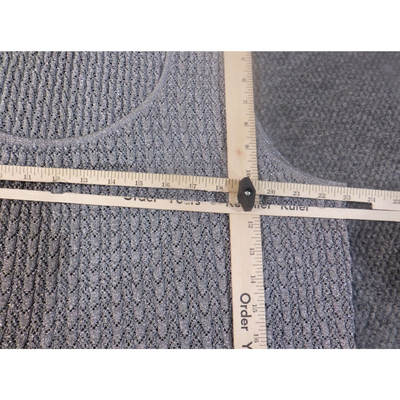Talbots Talbots Sweater 3X Gray Sleeveless Knit Pullover Womens Lightweight Stretch Polyester Rayon Crew Neck Size XXL / US 16-18 / IT 52-54 - 6 Thumbnail