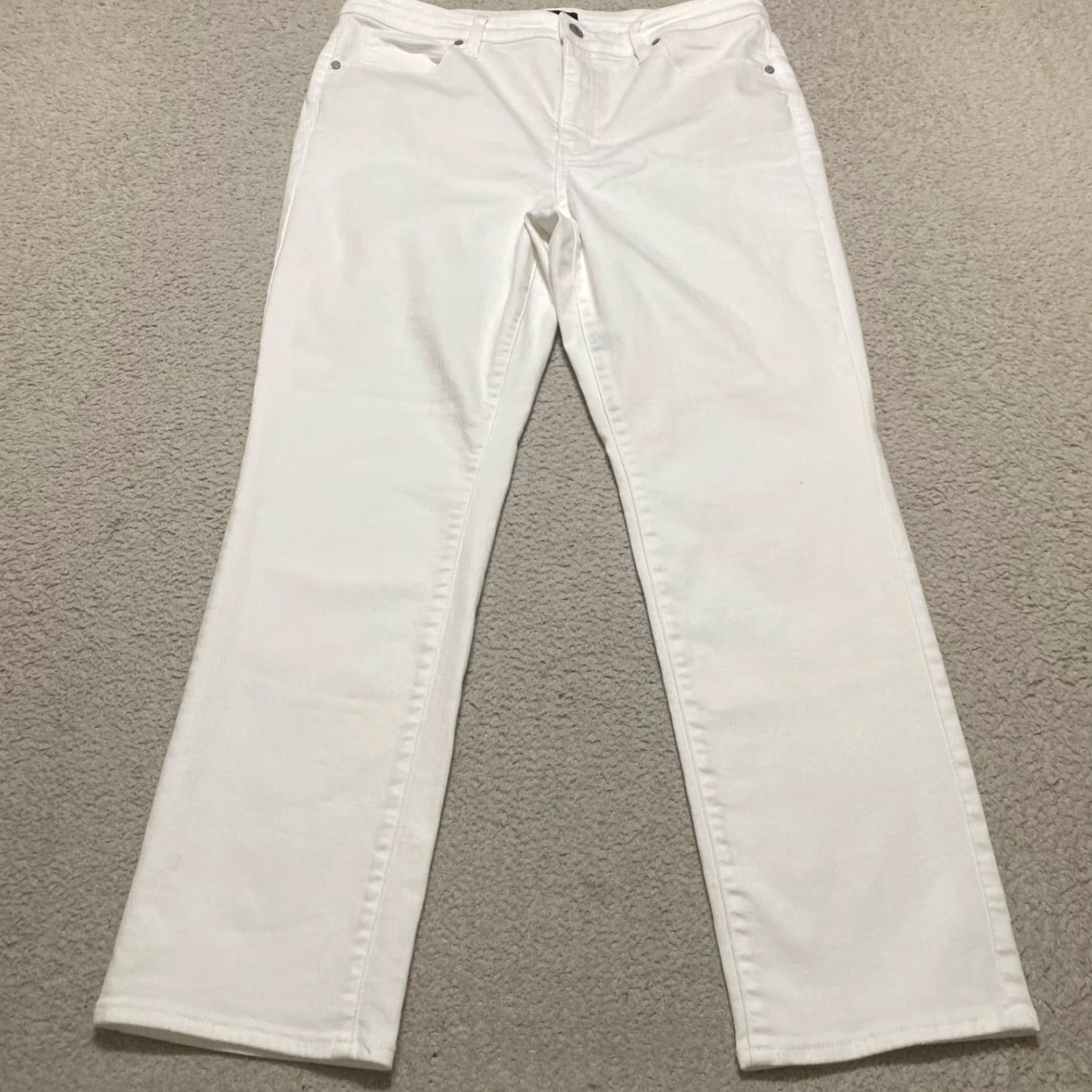 Talbots Talbots White Jeans Womens 12P Denim Light Wash Straight Leg High Rise Petite Shirt? Size 34" / US 12 / IT 48 - 2 Thumbnail