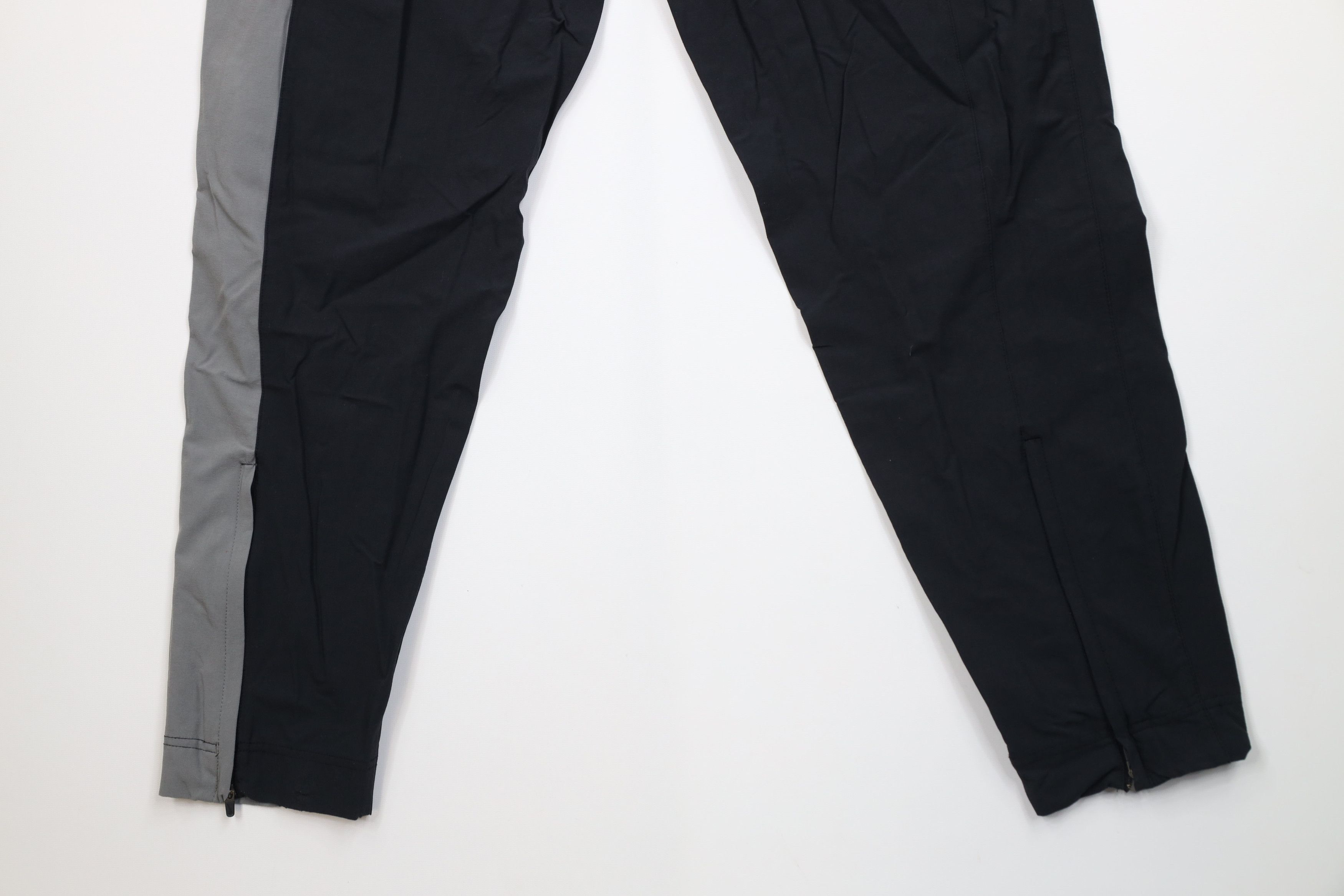 Nike Vintage Nike Mini Swoosh Tapered Leg Pants Black Stretch Size US 32 / EU 48 - 14 Thumbnail