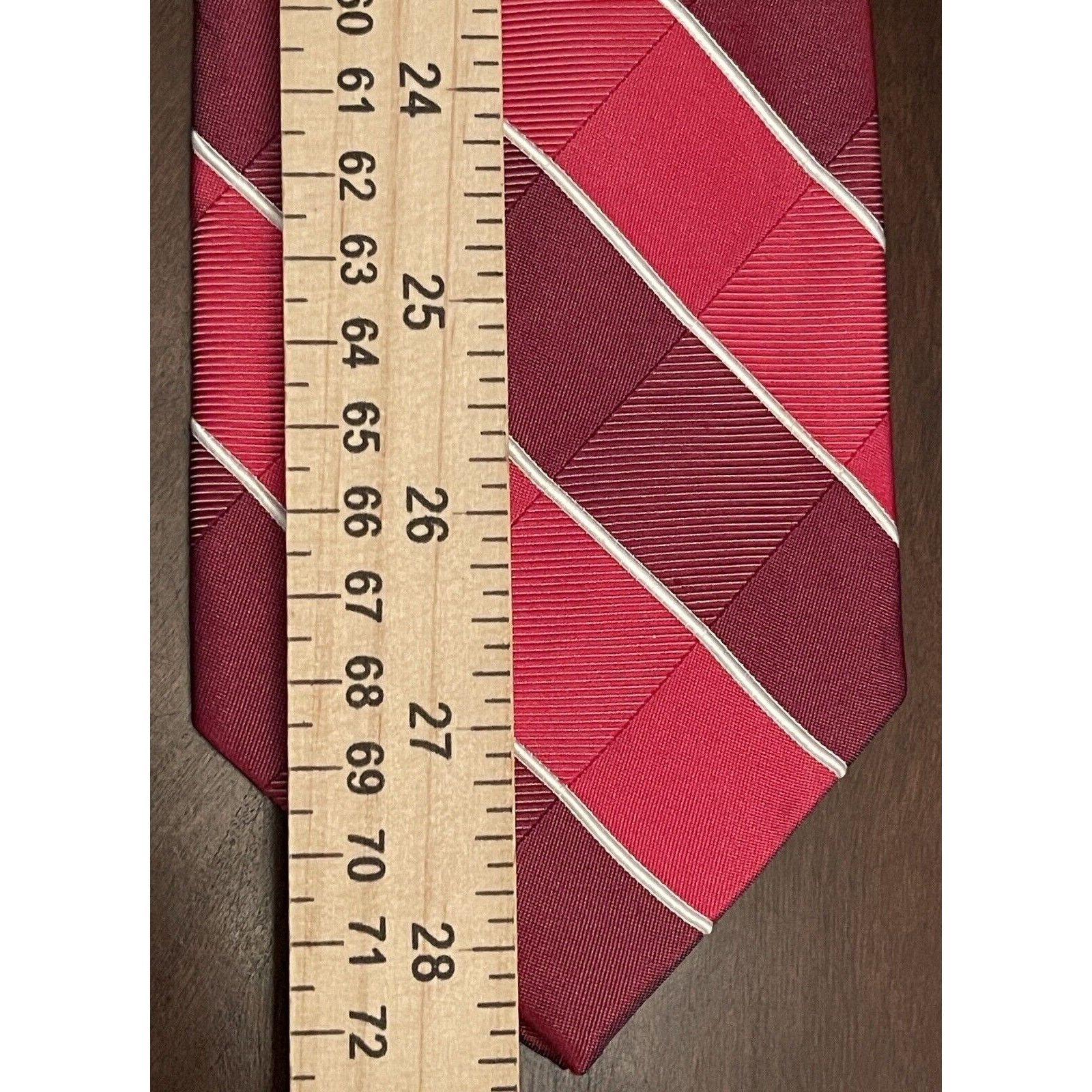 Arrow Arrow Red 100% Silk Men’s Neck Tie Made In China Size ONE SIZE - 5 Thumbnail