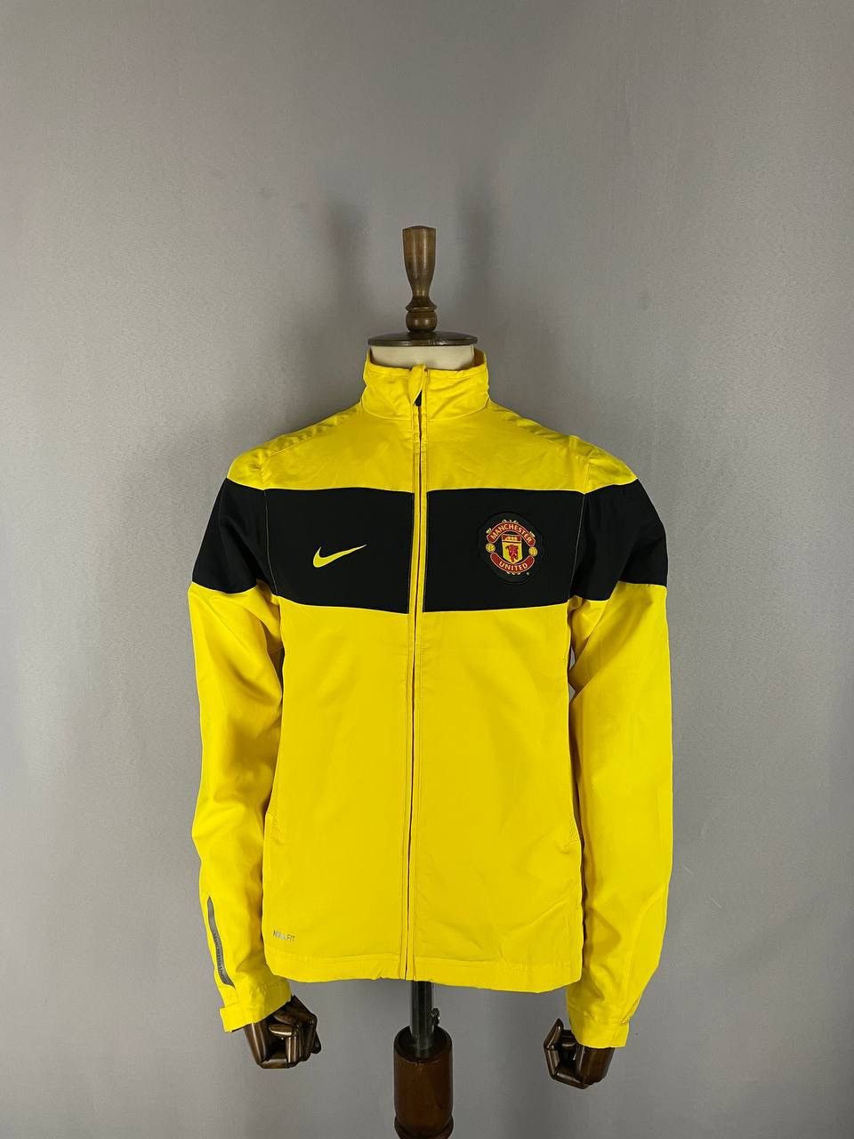 Nike Nike Tracksuit Pants Jacket Manchester United 2009 Size US M / EU 48-50 / 2 - 2 Thumbnail
