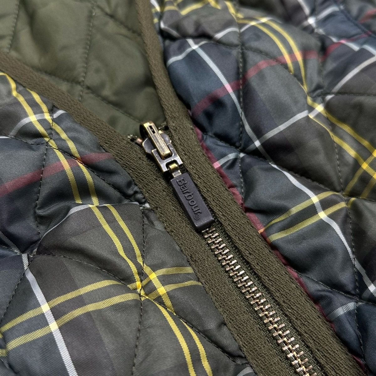 Barbour × Vintage Barbour Tartan Check Light Quilted Vest Jacket Gilet Size US M / EU 48-50 / 2 - 5 Thumbnail
