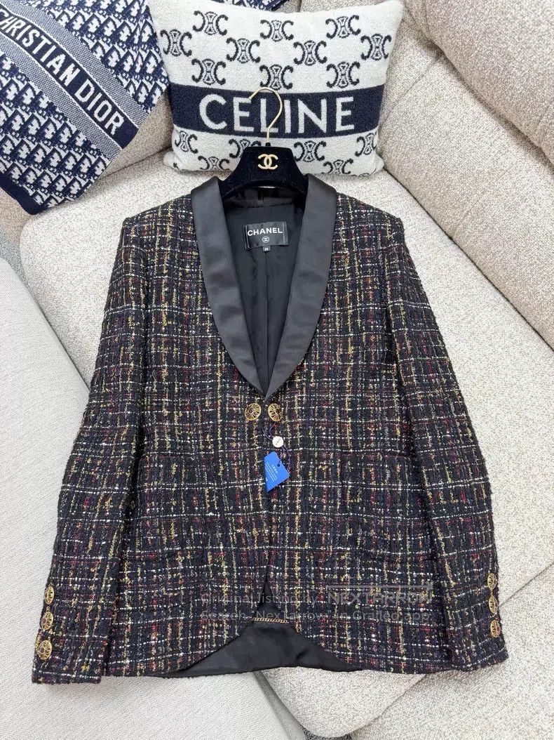 Chanel Chanel Glazed buckle satin lapel suit tweed long-sleeved j Size XS / US 0-2 / IT 36-38 - 2 Thumbnail