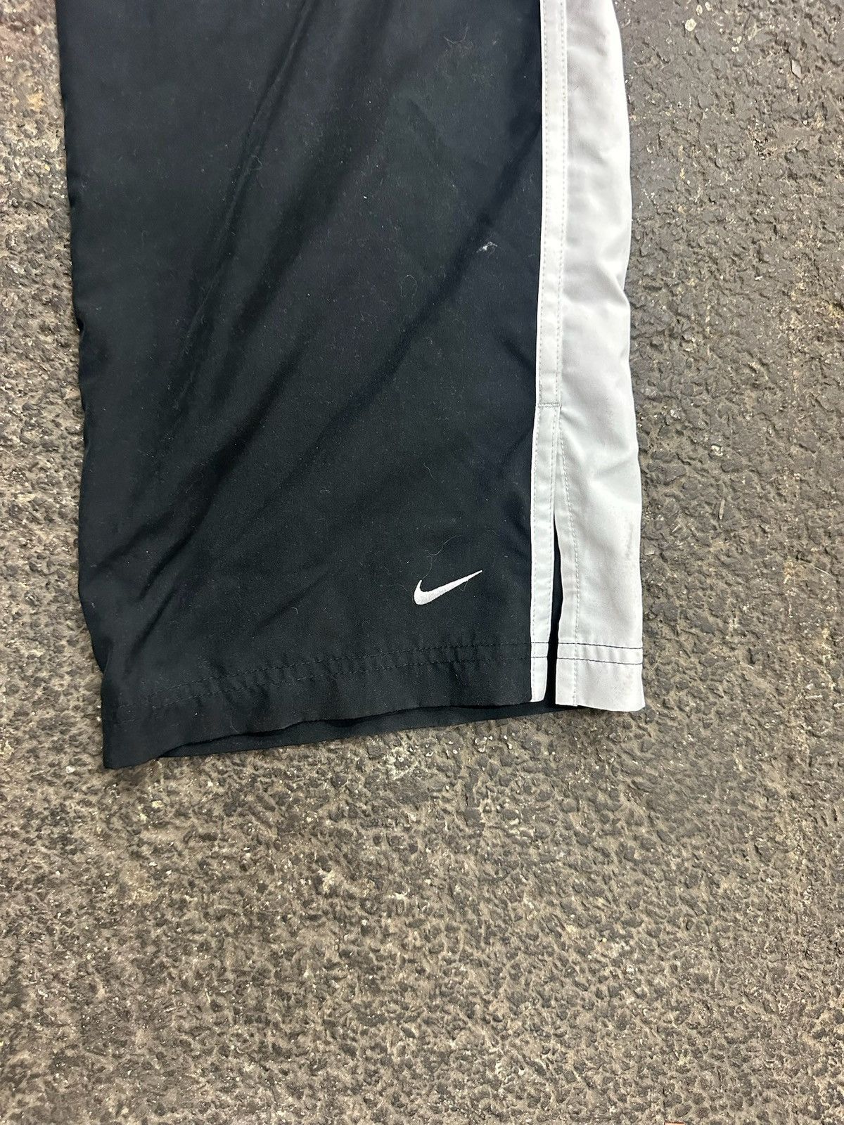 Nike Y2K Nike track pants Size US 30 / EU 46 - 3 Thumbnail