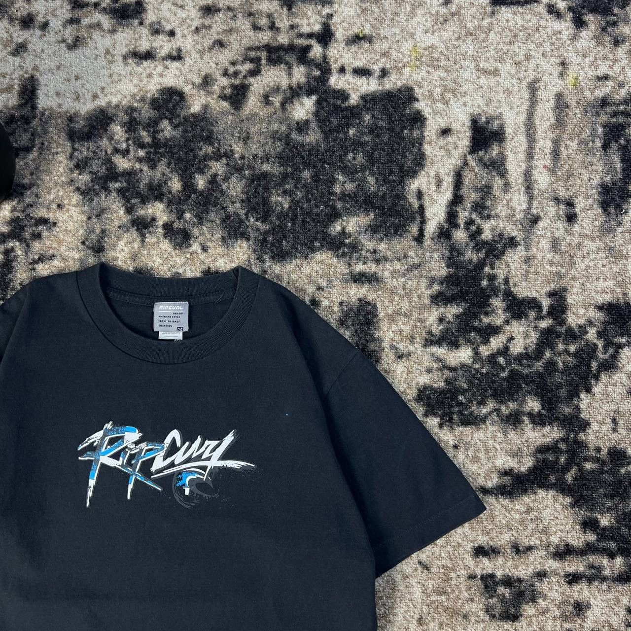 Rip Curl Rip Curl Vintage Y2K Big Logo Surf Style T-Shirt 1TS97 Size US L / EU 52-54 / 3 - 5 Thumbnail