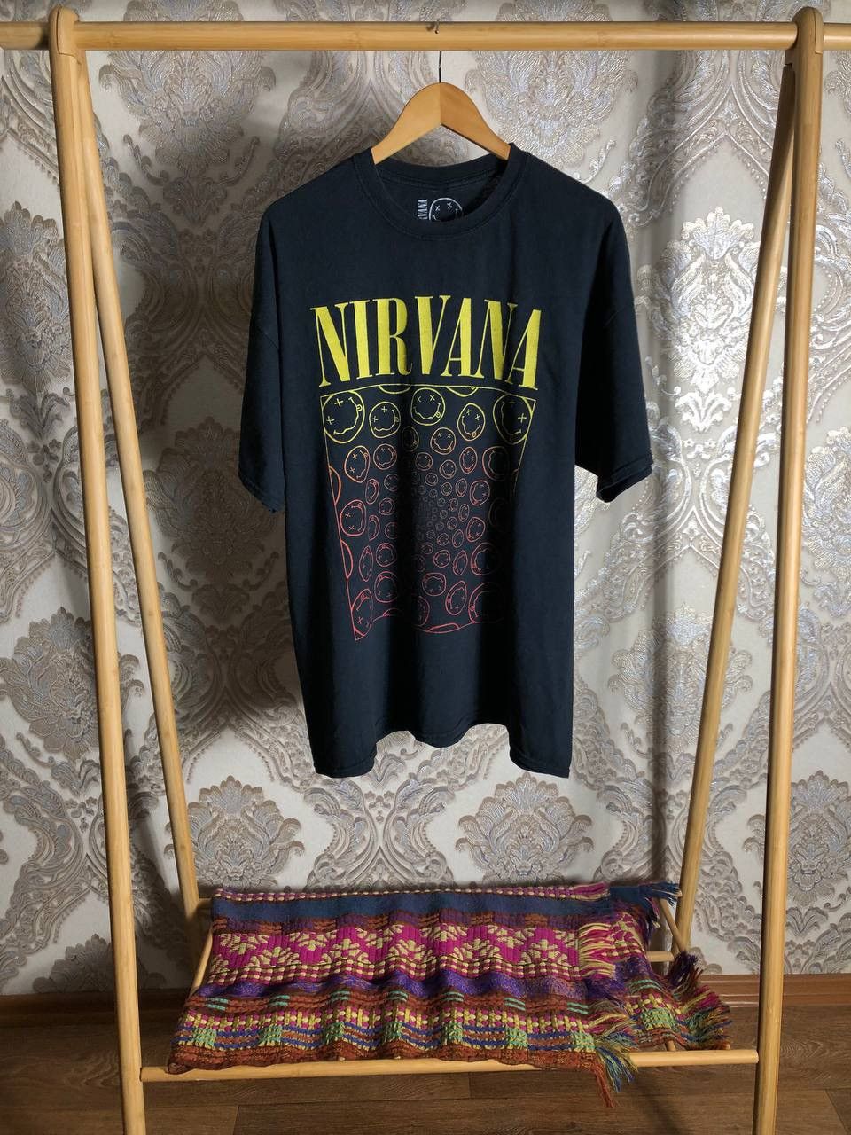 VINTAGE NIRVANA KURT COBAIN SMAIL ROCK T-SHIRT RETRO Y2K 90s