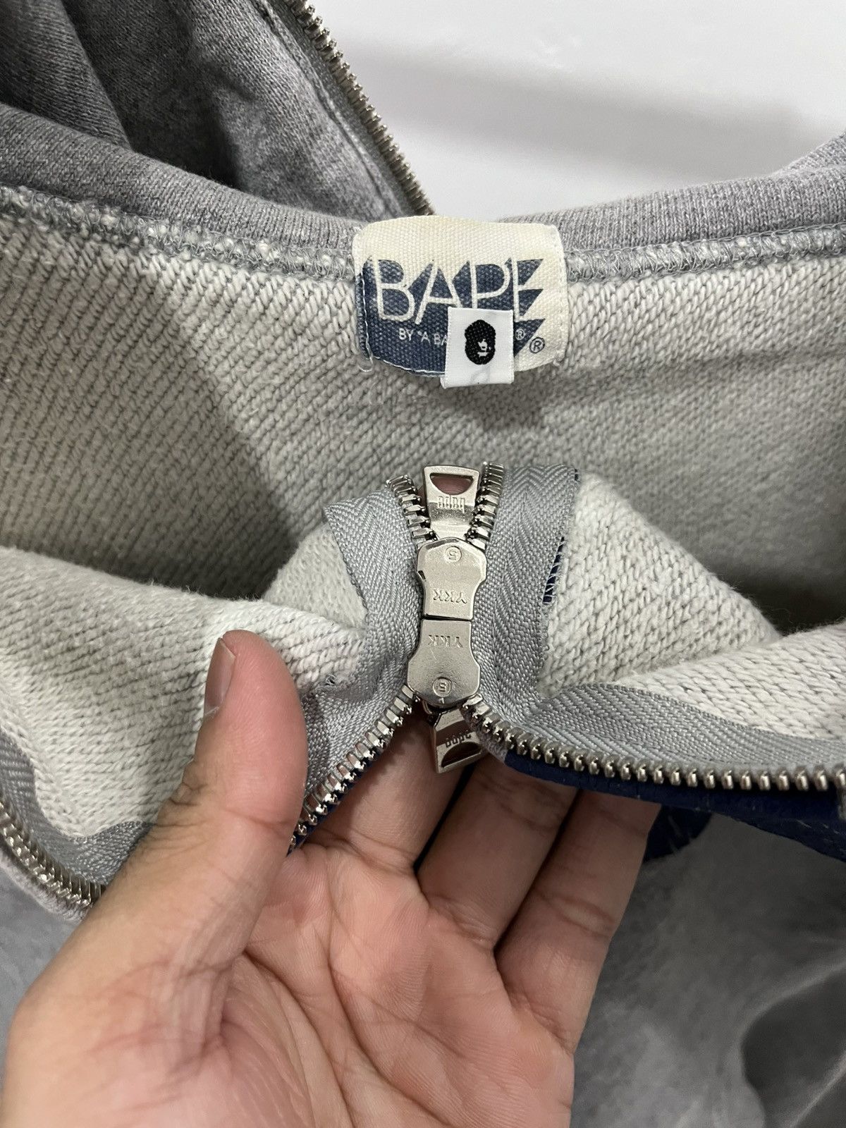Bape Vintage Bape full zip hoodie Size US M / EU 48-50 / 2 - 13 Thumbnail