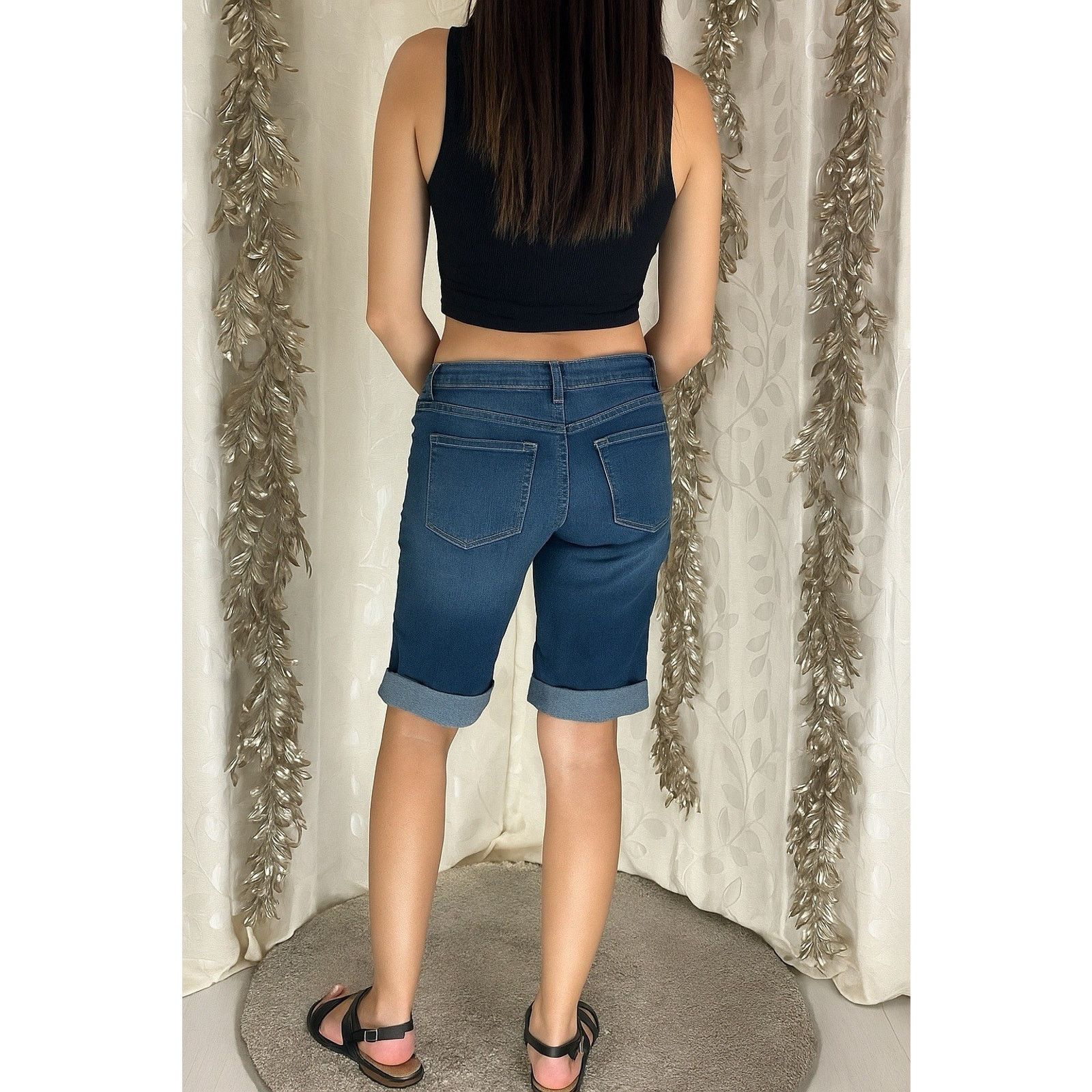 Apt. 9 APT 9 Women’s Size 6 Bermuda Jean Shorts Dark Wash Stretch Size 28" / US 6 / IT 42 - 11 Thumbnail