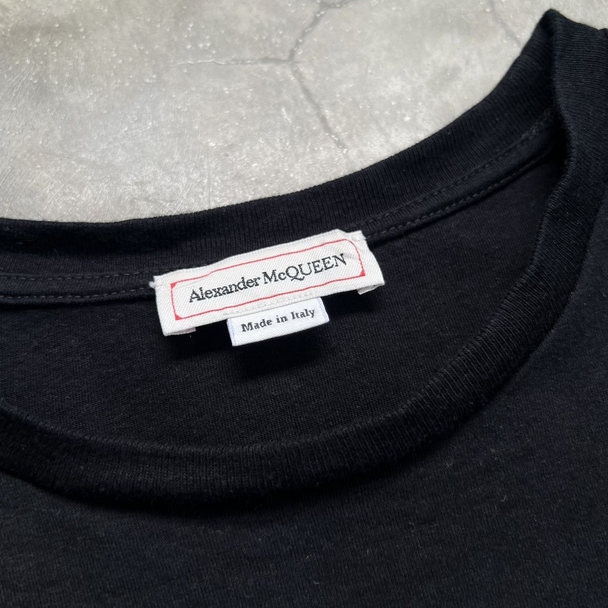 Alexander McQueen Alexander McQueen Heart Logo T-Shirt Size M / US 6-8 / IT 42-44 - 4 Thumbnail