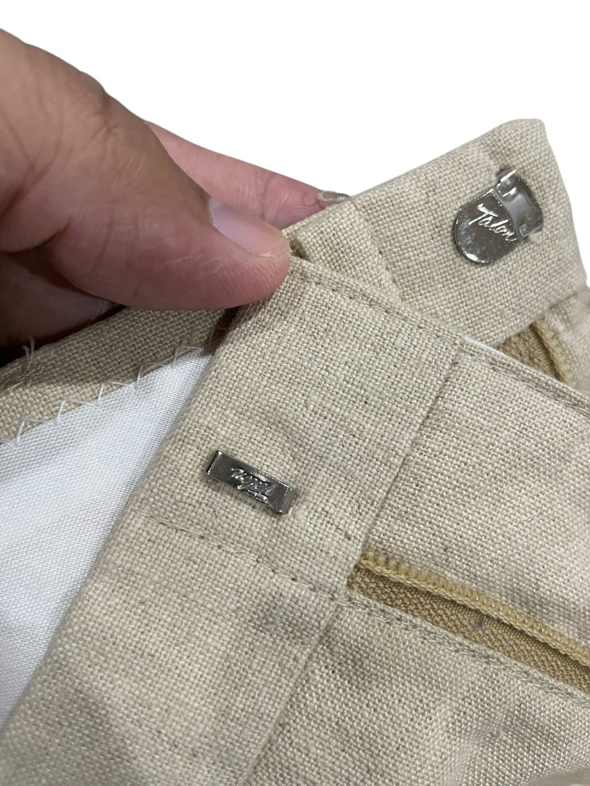 Levi's Vintage 1970s Levis Trim Cut Mods Old Money Style Trouser Size US 32 / EU 48 - 9 Thumbnail
