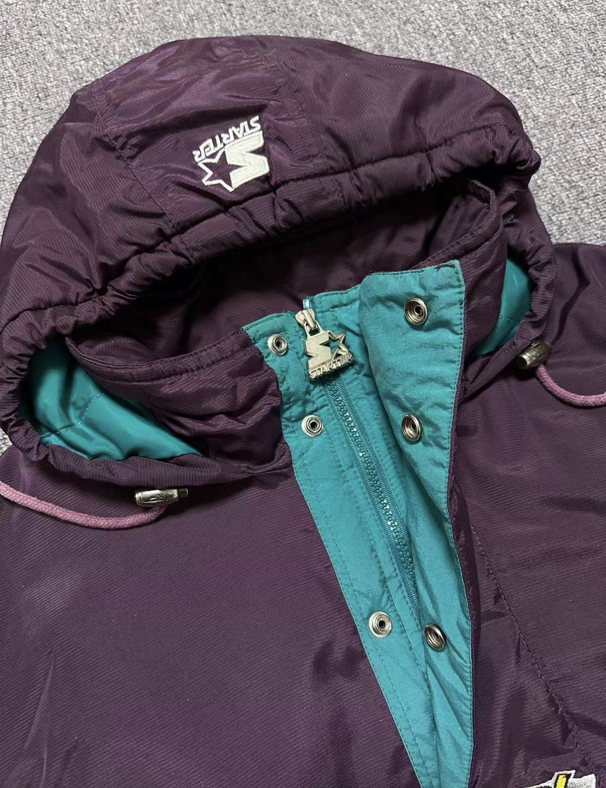 Starter Starter Anaheim Ducks Vintage Puffer Jacket J37 Size US L / EU 52-54 / 3 - 4 Thumbnail
