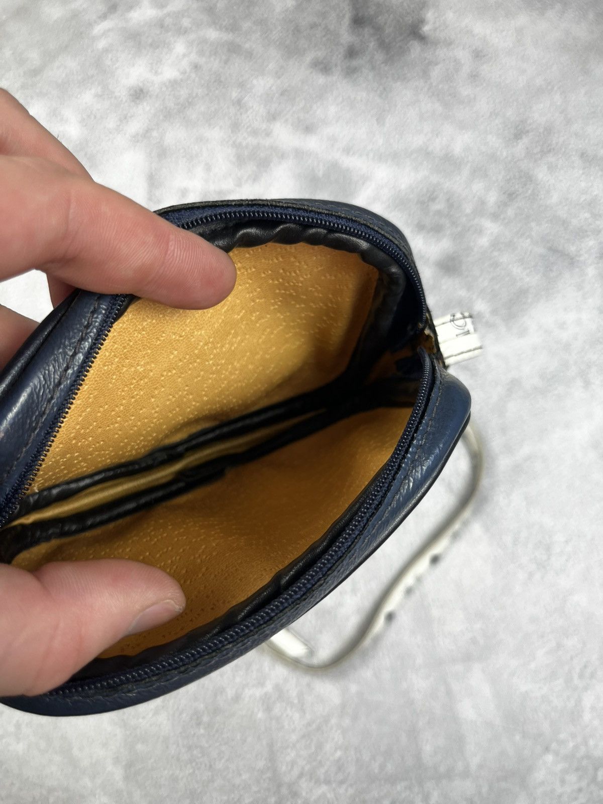 MCM MCM leather mini bag vintage Size ONE SIZE - 9 Thumbnail