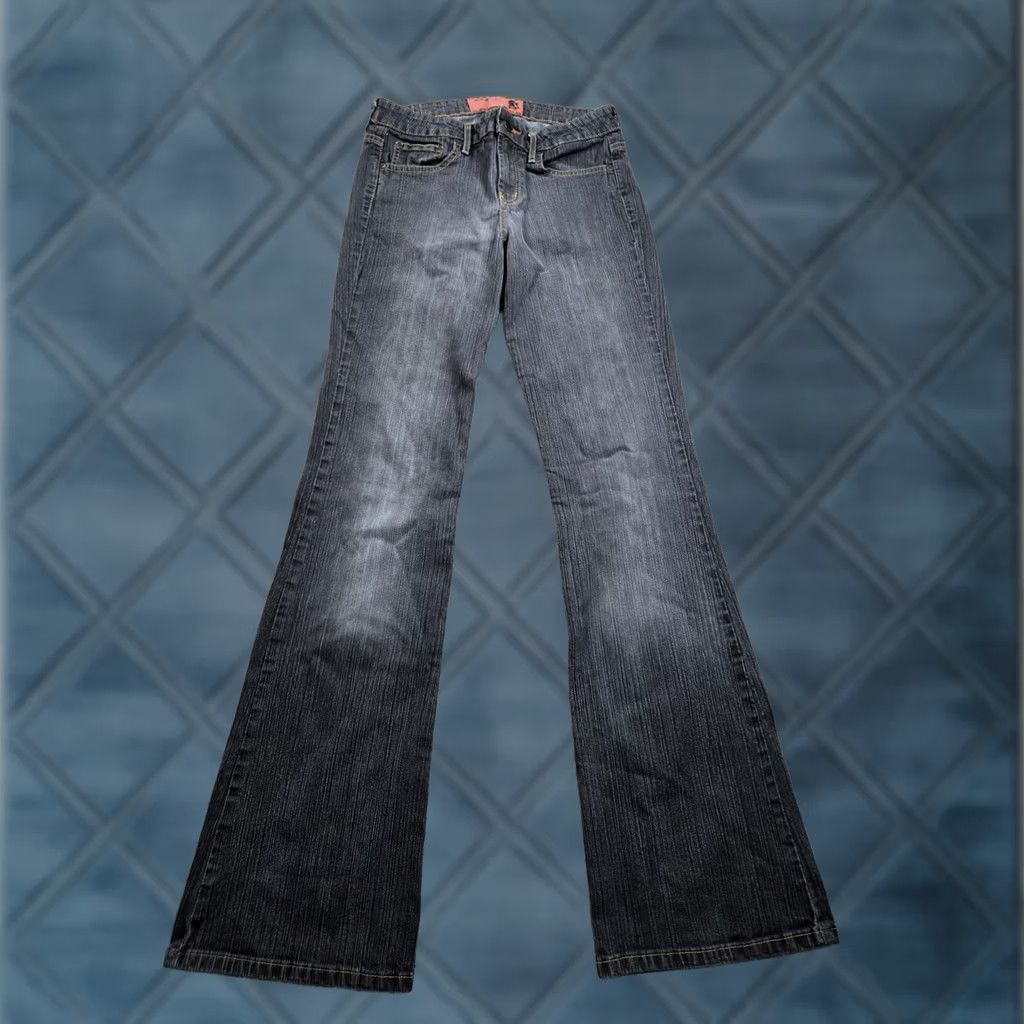 Mossimo VINTAGE Mossimo Jeans Bootcut Womens 9 Black Charcoal Wash Denim 5-Pocket Rise Low Inseam 31"} Size 30" / US 8 / IT 44 - 1 Thumbnail
