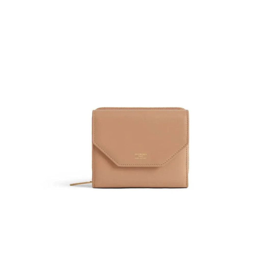 Balenciaga o1s1rm1124 Size: OS / Envelope Compact Wallet Flap in Beige Size ONE SIZE - 1 Preview