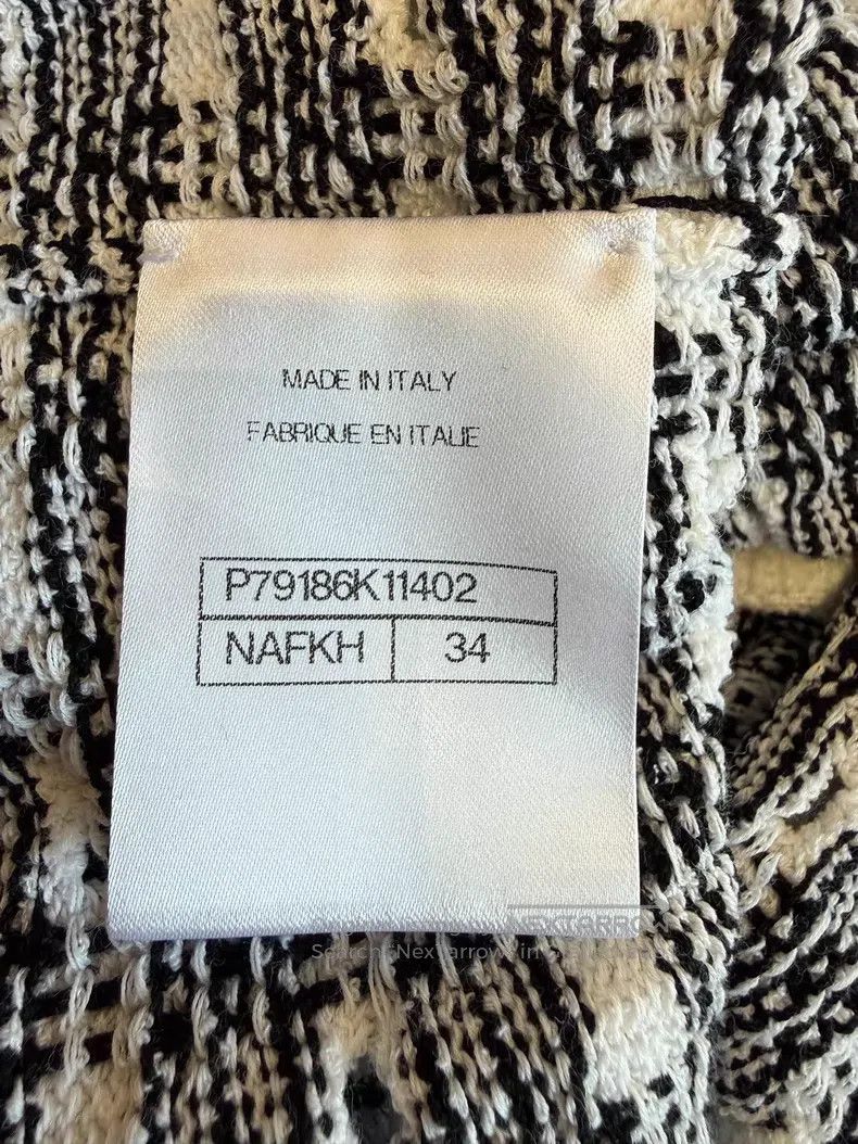 Chanel Chanel Black and white color-block knitted dress Size XS / US 0-2 / IT 36-38 - 5 Thumbnail