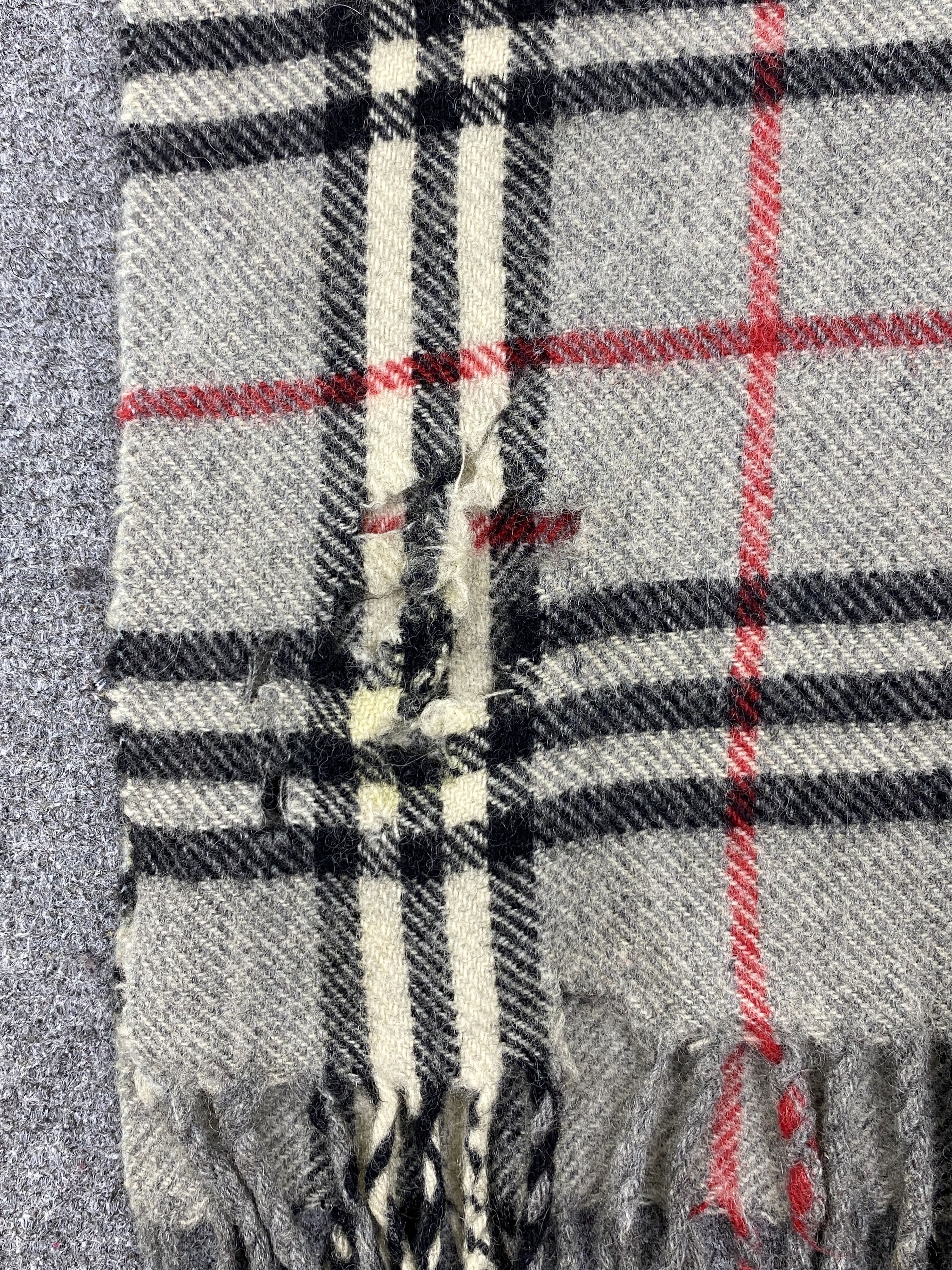 Burberry Vintage Burberry Novacheck Scarf Muffler Wool Scarves SC0083 Size ONE SIZE - 7 Thumbnail