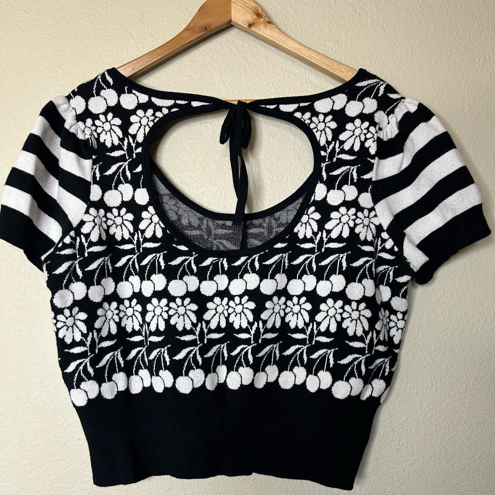 Anthropologie Maeve Trixie Sweater Tee Shirt Floral Cropped Size XL Size XL / US 12-14 / IT 48-50 - 8 Thumbnail