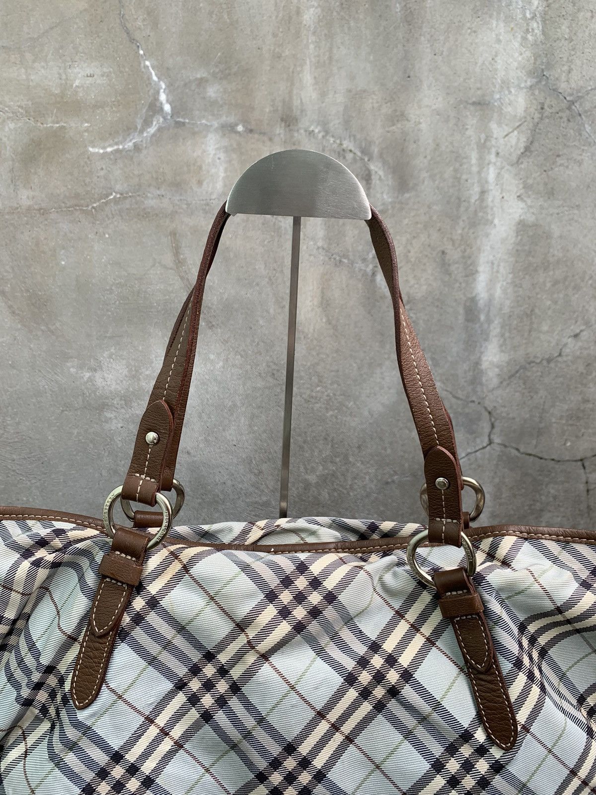Burberry Nova Plaid Shoulder Bag Size ONE SIZE - 4 Thumbnail