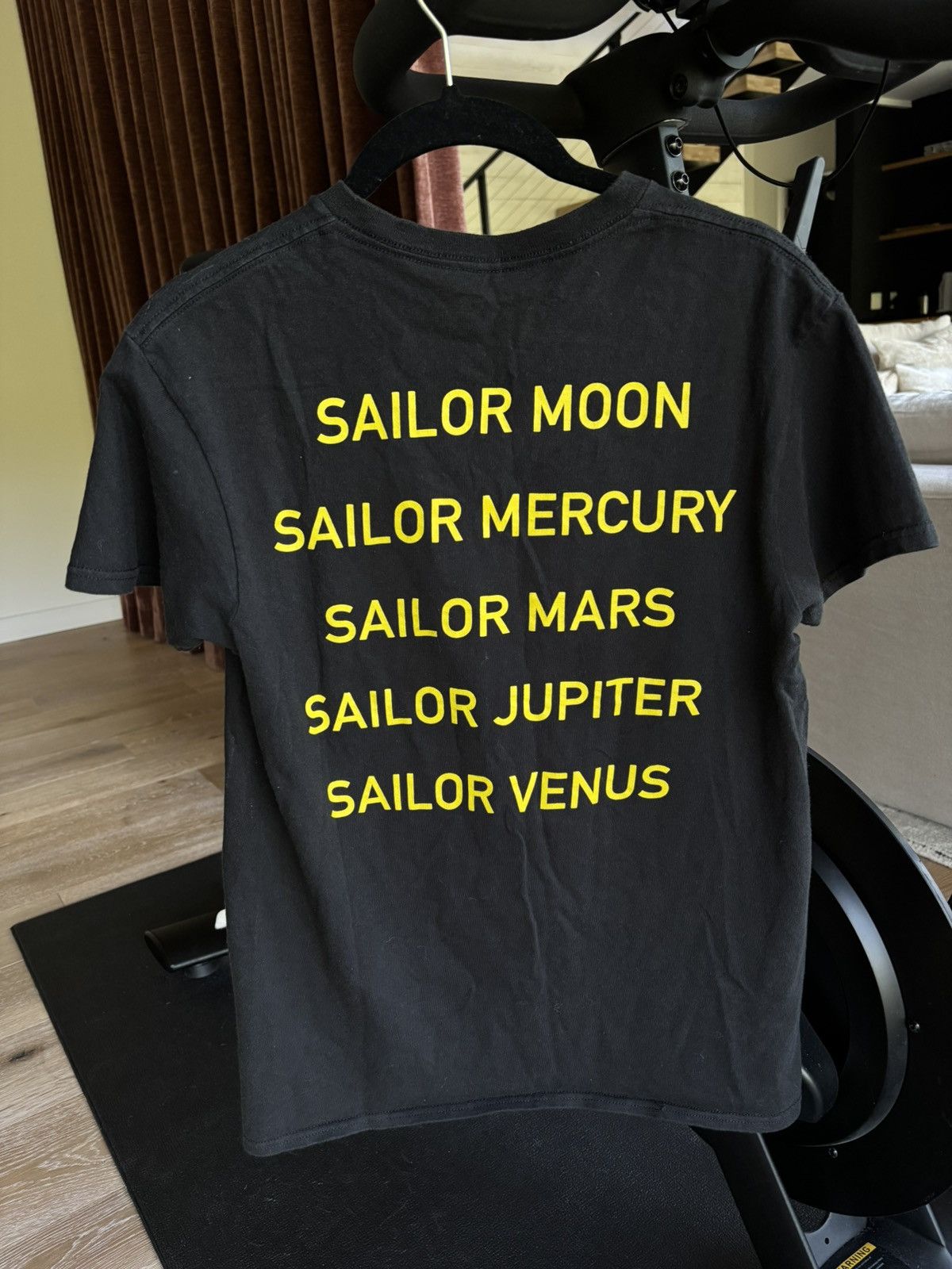 Other Sailor moon graphic tee Size US XXS / EU 40 - 2 Thumbnail