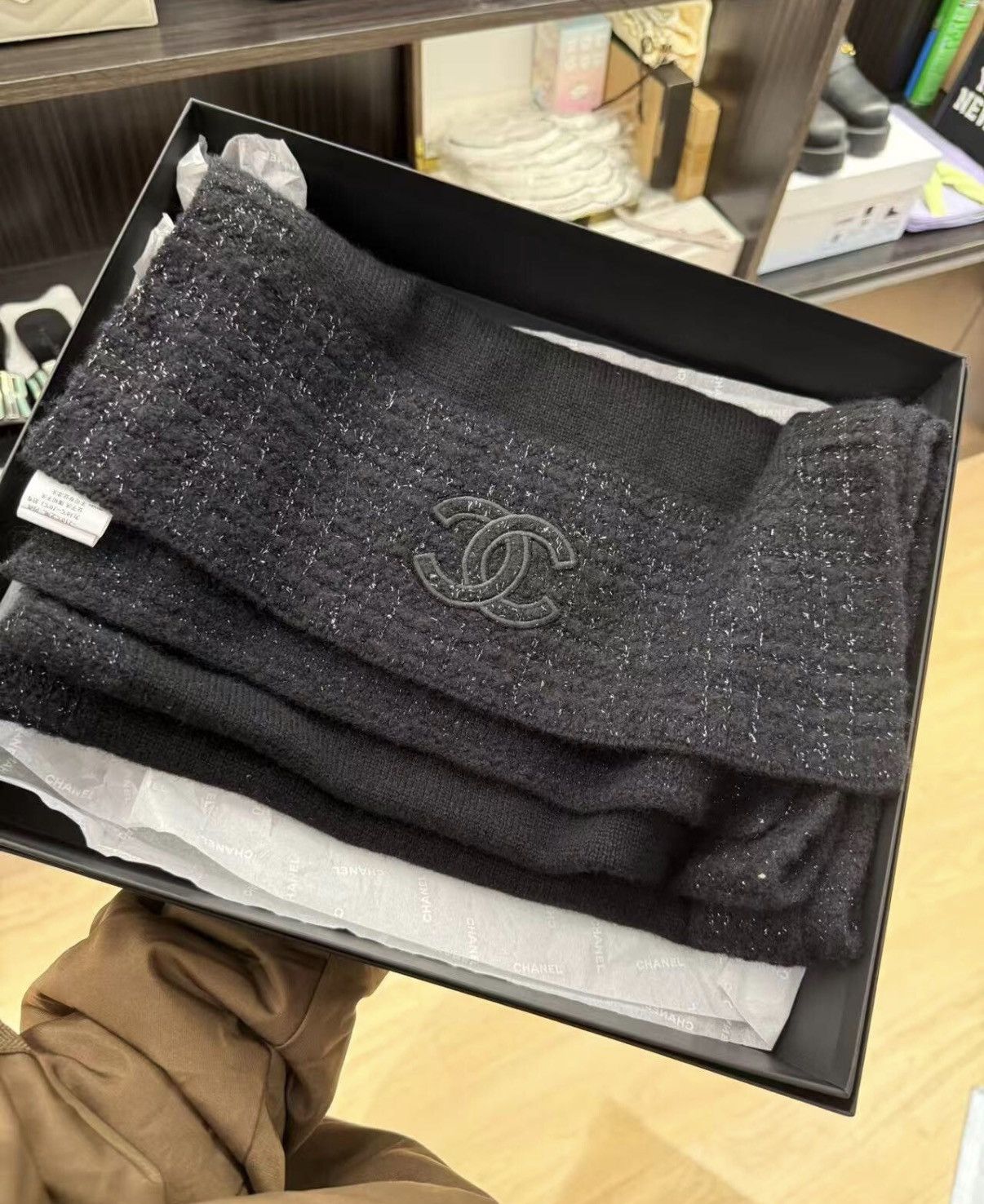Chanel Chanel Black Double C Scarf, with box Size ONE SIZE - 1 Thumbnail