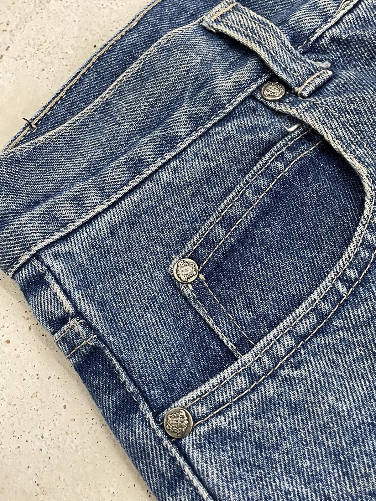 Versace Jeans Couture × Vintage Vintage Ittiere Versace Jeans Couture Luxury Denim Size US 28 / EU 44 - 11 Thumbnail