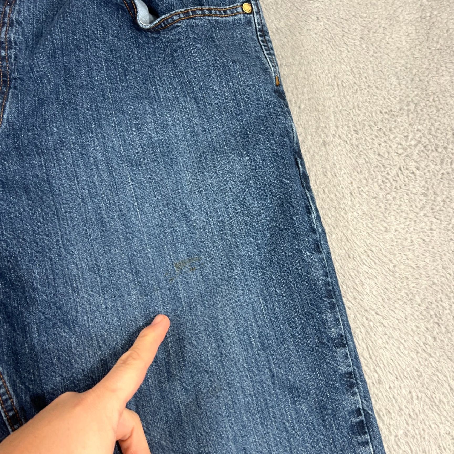 Carhartt VINTAGE Carhartt Relaxed Jeans Mens 40x32 Blue Denim Straight High Rise 12+ Button Zip Pockets Logo 100% Cotton Regular Inseam 32 Size US 40 / EU 56 - 2 Thumbnail