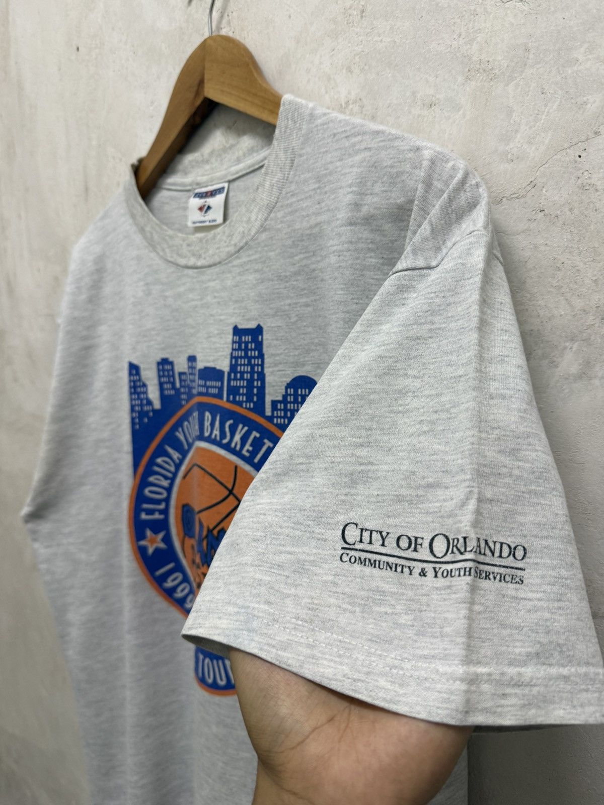 Vintage Vintage 90s Orlando All Star NBA Basketball T-Shirt Size US L / EU 52-54 / 3 - 3 Thumbnail