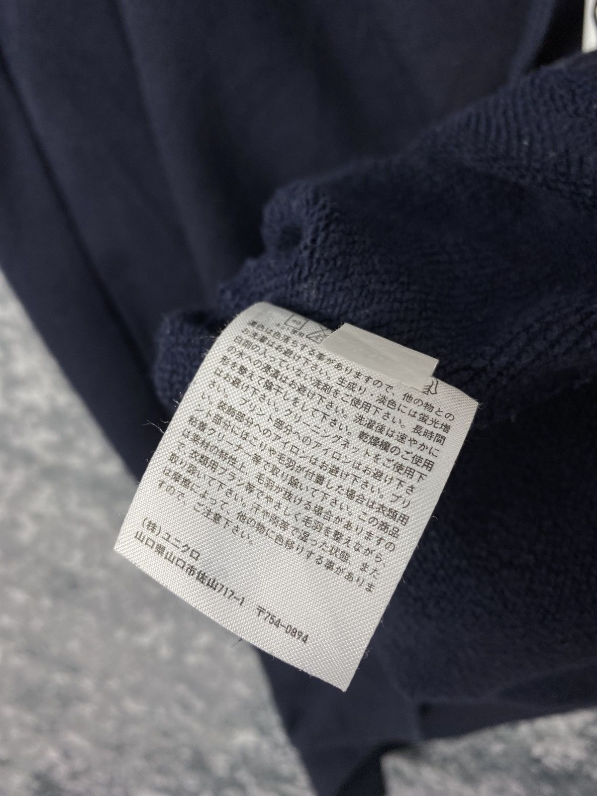 Disney Vintage Uniqlo Mickey Mouse x Disney Hoodies Size US M / EU 48-50 / 2 - 8 Thumbnail