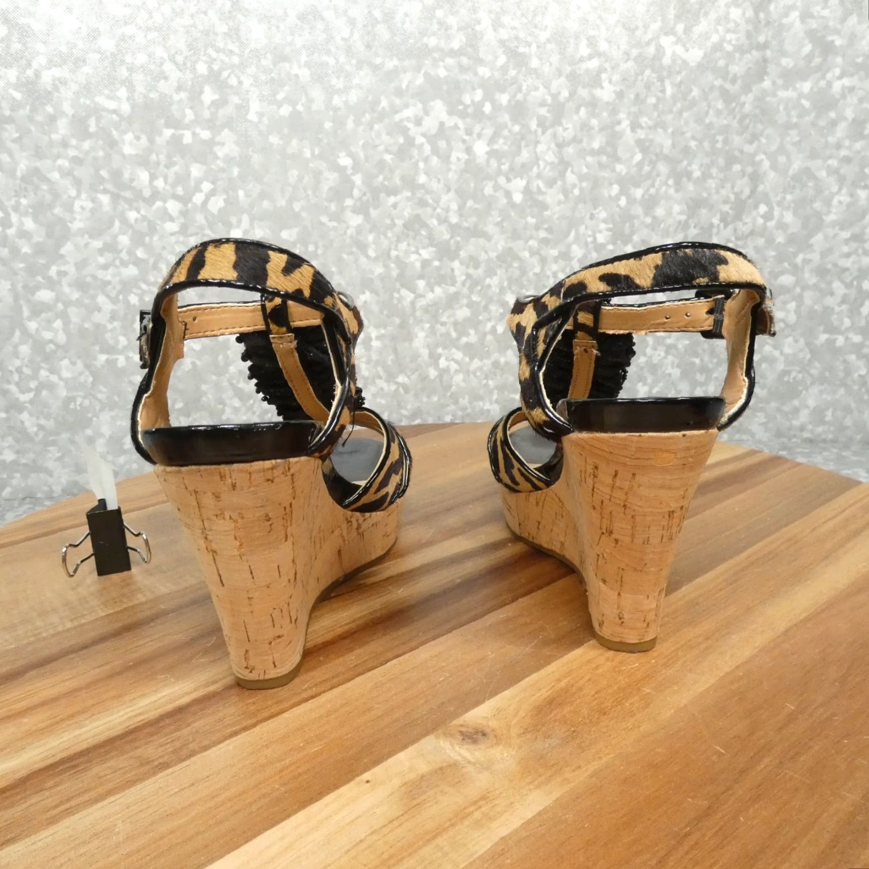 Vintage Gianni Bini Platform Wedge Sandals Womens 6M Leopard Print Leather Beaded Strap Size US 6 / IT 36 - 4 Thumbnail