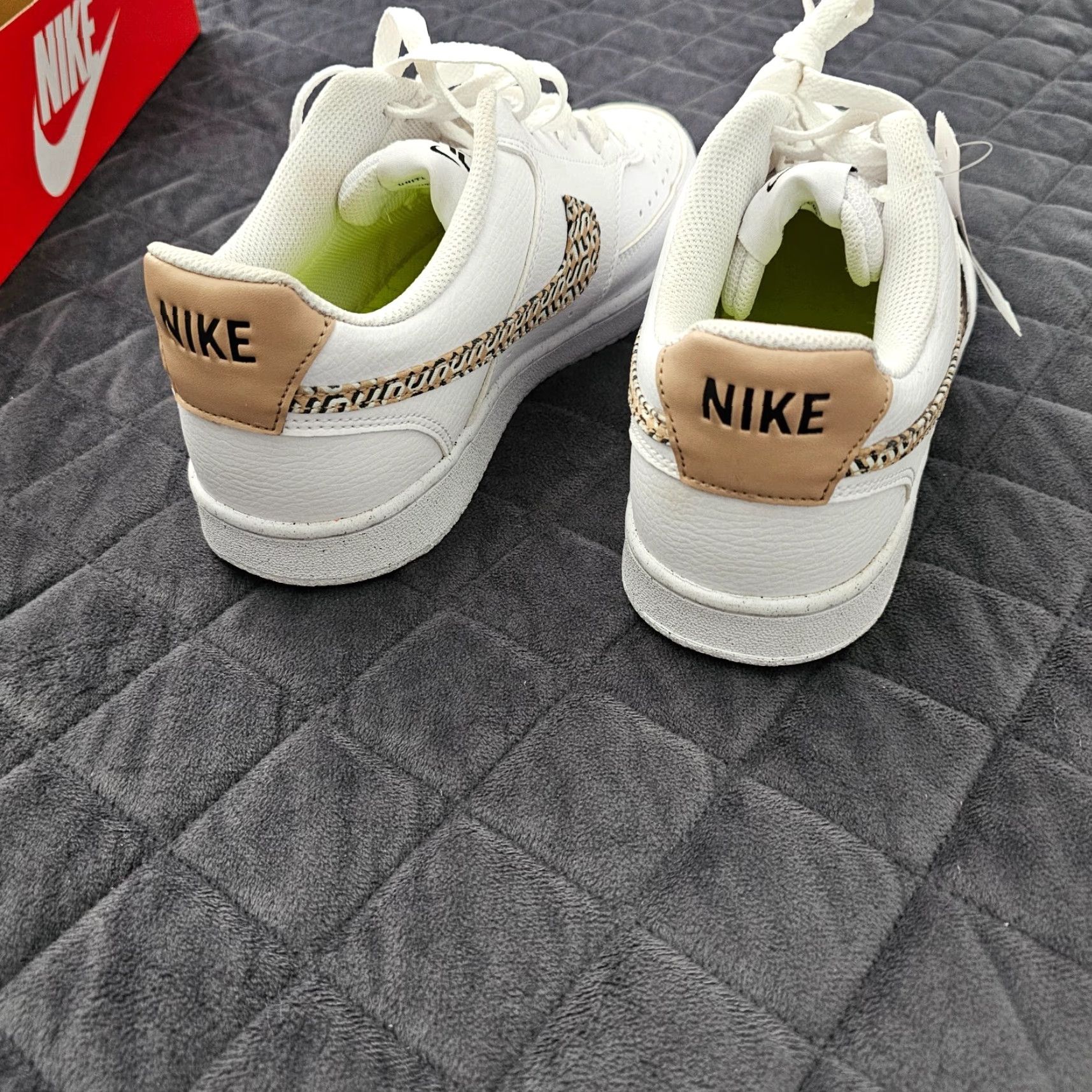 Nike Nike Court Vision LO Sneakers Womens Size 10 White Athletic Lace-Up Size US 10 / IT 40 - 3 Thumbnail