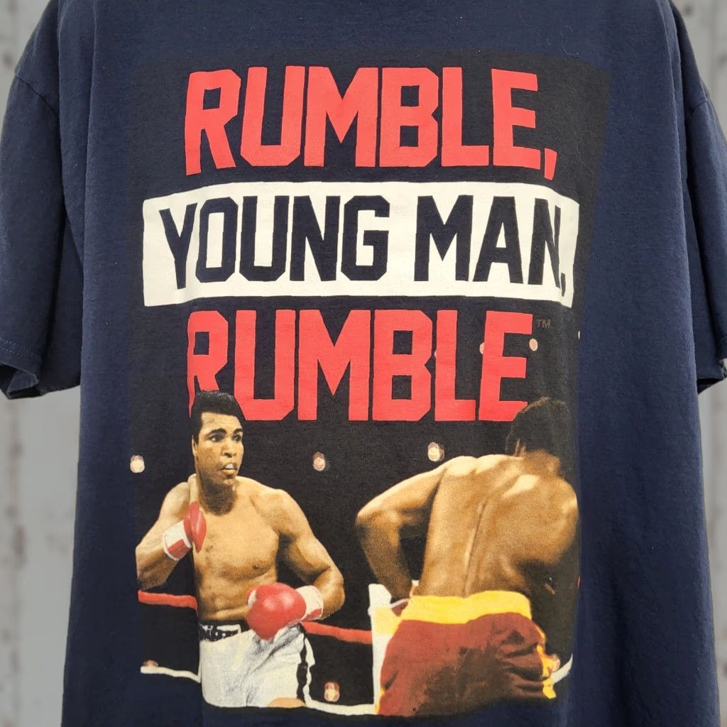 Vintage Muhammed Ali T-Shirt Men’s 2XL Navy Blue Boxing Rumble Young Man Rumble Logo Short Sleeve Cotton Crew Neck Men's Shirt Ali Size US XXL / EU 58 / 5 - 1 Thumbnail