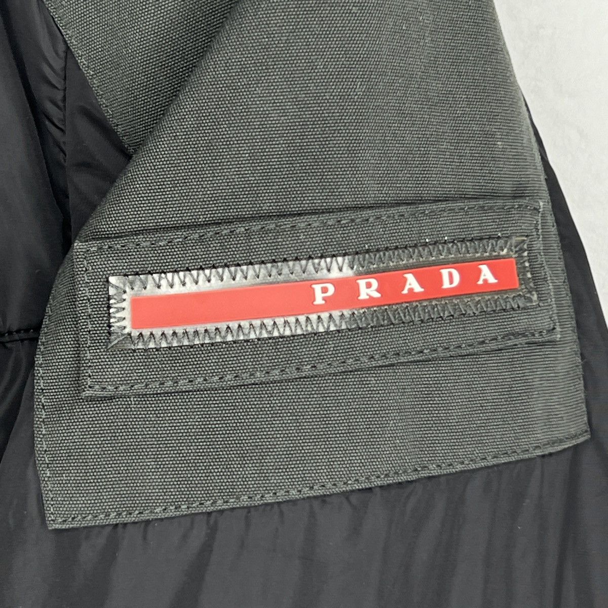 Prada Prada Puffer Light Jacket Sleeve Logo Black Grey Nylon Size US M / EU 48-50 / 2 - 4 Thumbnail