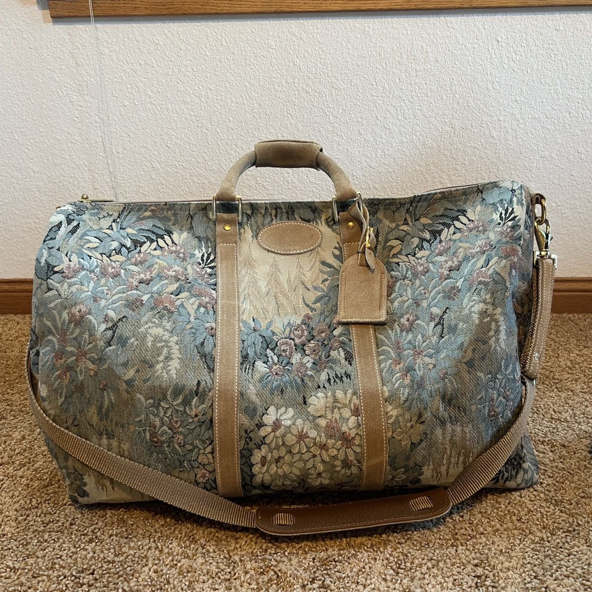 Other rench Vintage Floral Tapestry Duffel Bag Size ONE SIZE - 1 Thumbnail