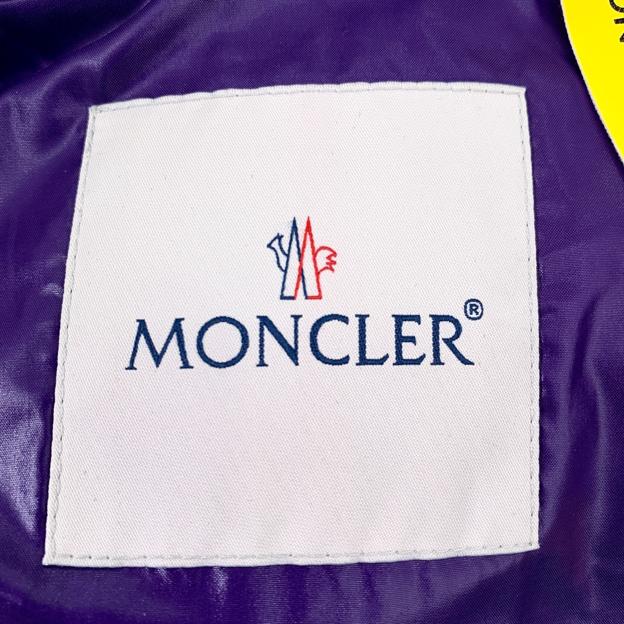 Moncler Moncler Snow Angels Metallic Silver Puffer Vest With Black A Size S / US 4 / IT 40 - 8 Thumbnail