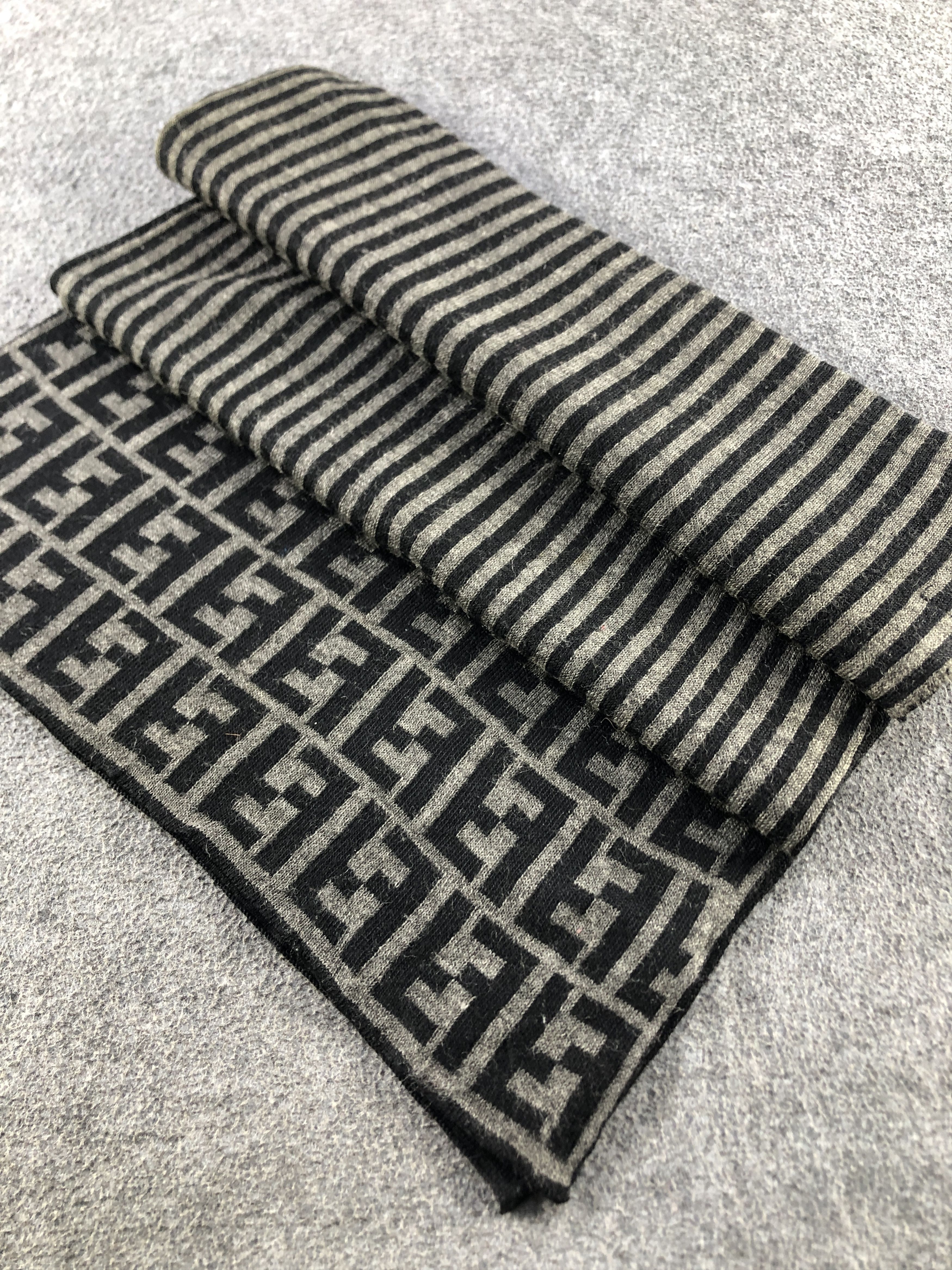 Fendi Fendi Scarf / Muffler / Neckwear P925 Size ONE SIZE - 8 Thumbnail