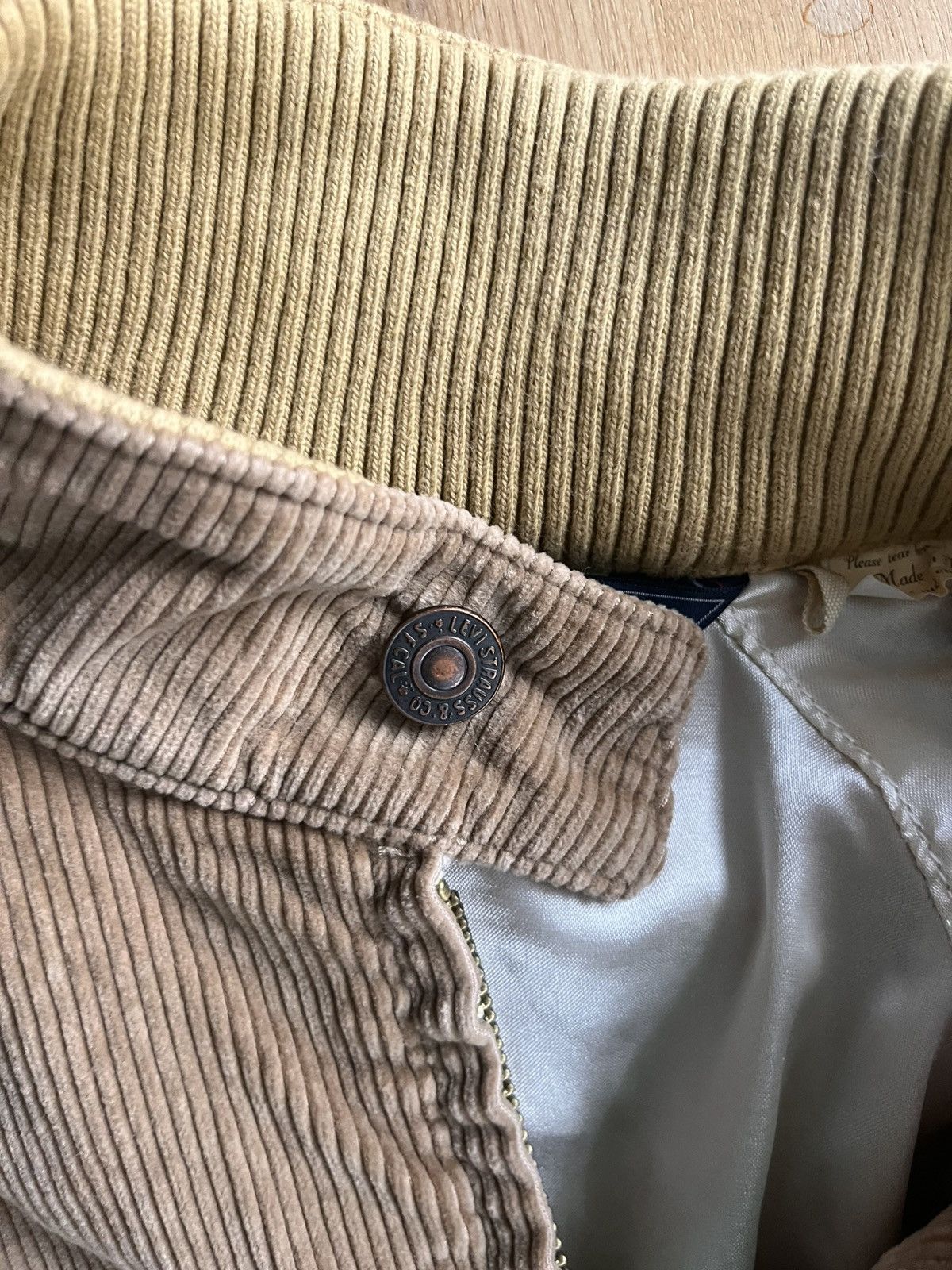 Levi's Vintage Clothing Levi's Vintage Clothing - Corduroy Bomber Size US M / EU 48-50 / 2 - 6 Thumbnail