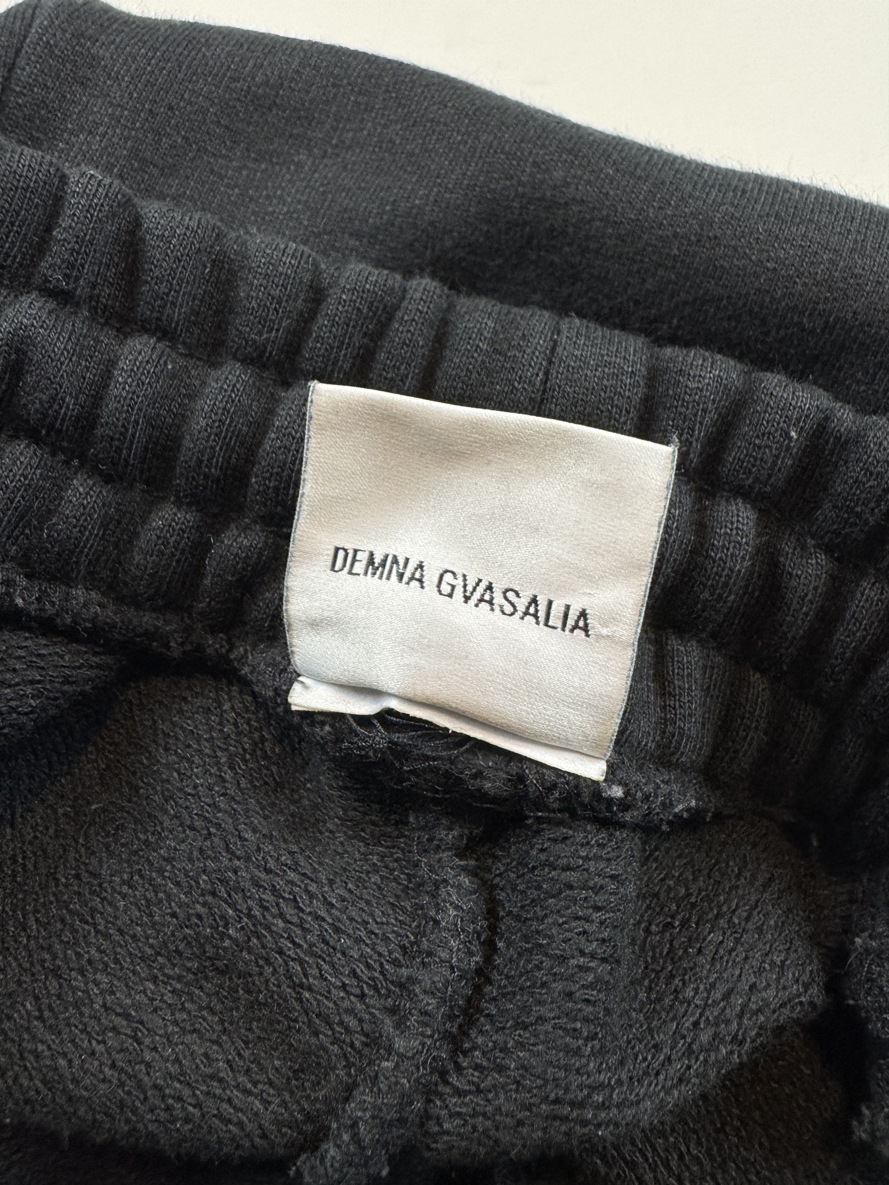 Vetements Vetements 2017 Logo-Stitch Sweatpants Size US 32 / EU 48 - 7 Thumbnail