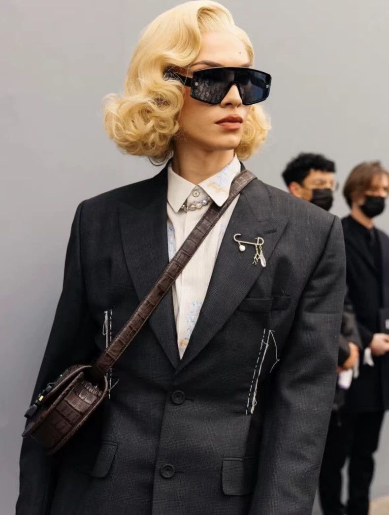 Dior Dior Plaid waist gun lapel suit Size US L / EU 52-54 / 3 - 9 Thumbnail