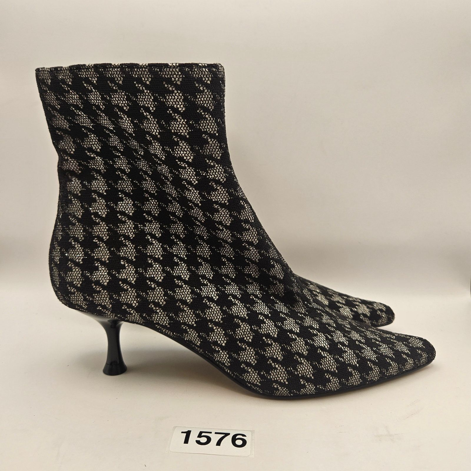 Betsey Johnson BETSEY JOHNSON WOMEN'S 6.5 PARKKER POINTED TOE HEELED BOOTIE Size US 6.5 / IT 36.5 - 4 Thumbnail