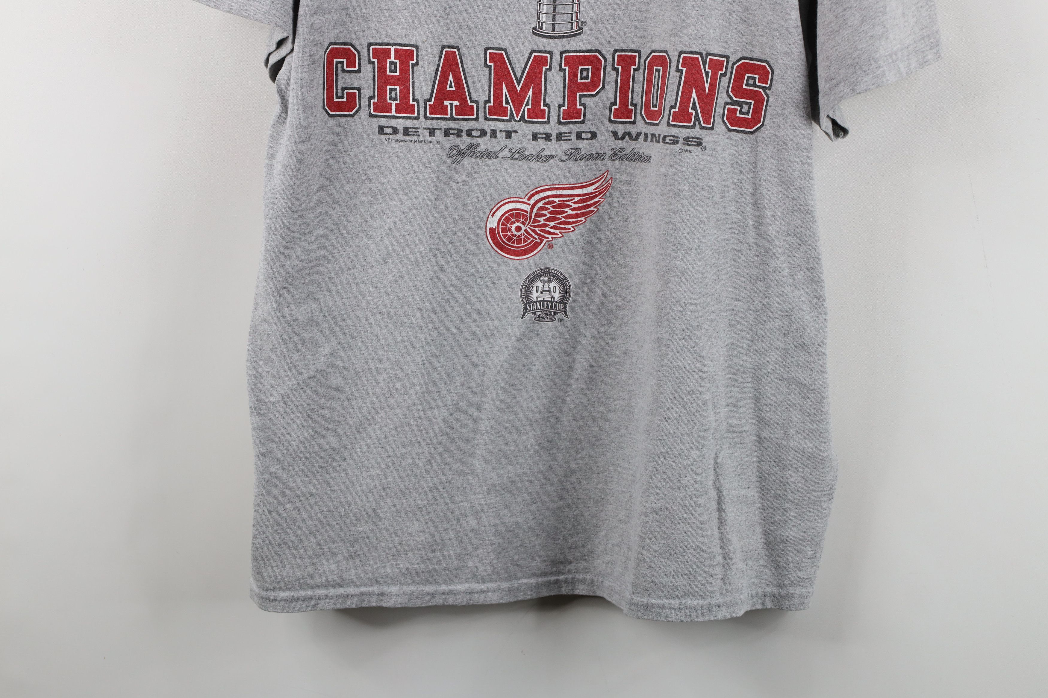 Vintage Vintage 2002 Stanley Cup Champs Detroit Red Wings T-Shirt Size US L / EU 52-54 / 3 - 3 Thumbnail