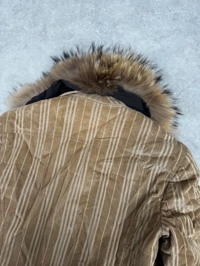 Dolce & Gabbana 2000s Dolce & Gabbana Fur Collar Beige Corduroy Long Jacket Size S / US 4 / IT 40 - 8 Thumbnail