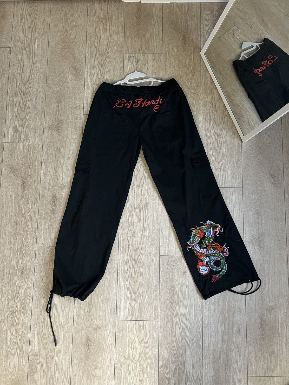 Ed Hardy VINTAGE Y2K ED HARDY CARGO AMAZING DRAGON PANTS Size 32" / US 10 / IT 46 - 2 Thumbnail