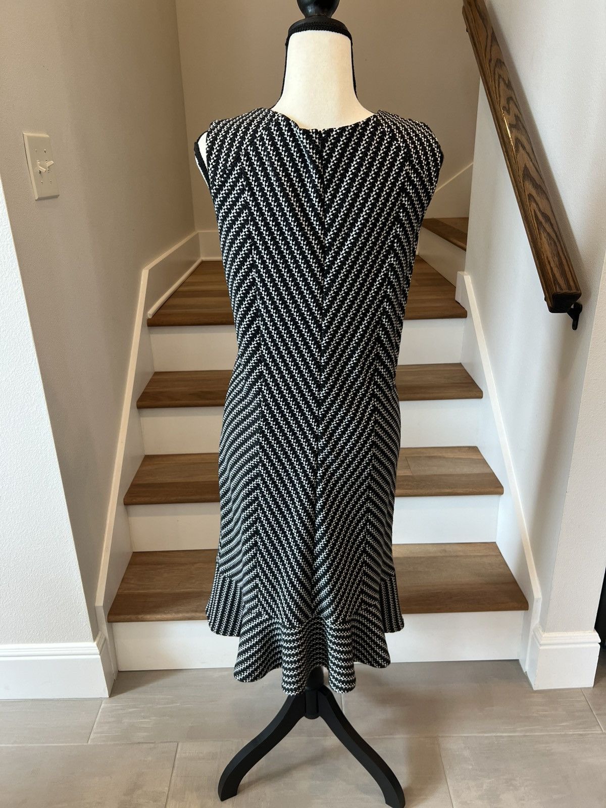 Gregory Gregory Black and White Midi Dress Size M / US 6-8 / IT 42-44 - 2 Thumbnail